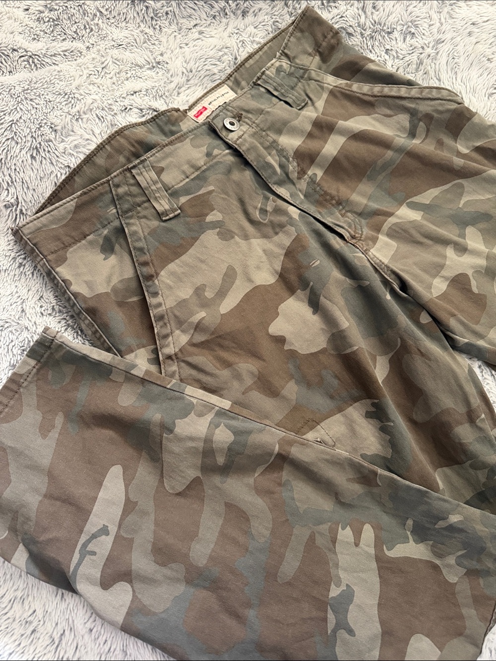 Men’s Wrangler Camo Cargo pants